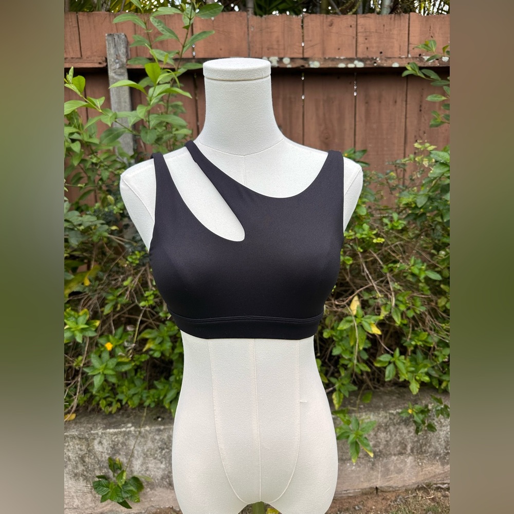 ALO Yoga Black Sports Bra